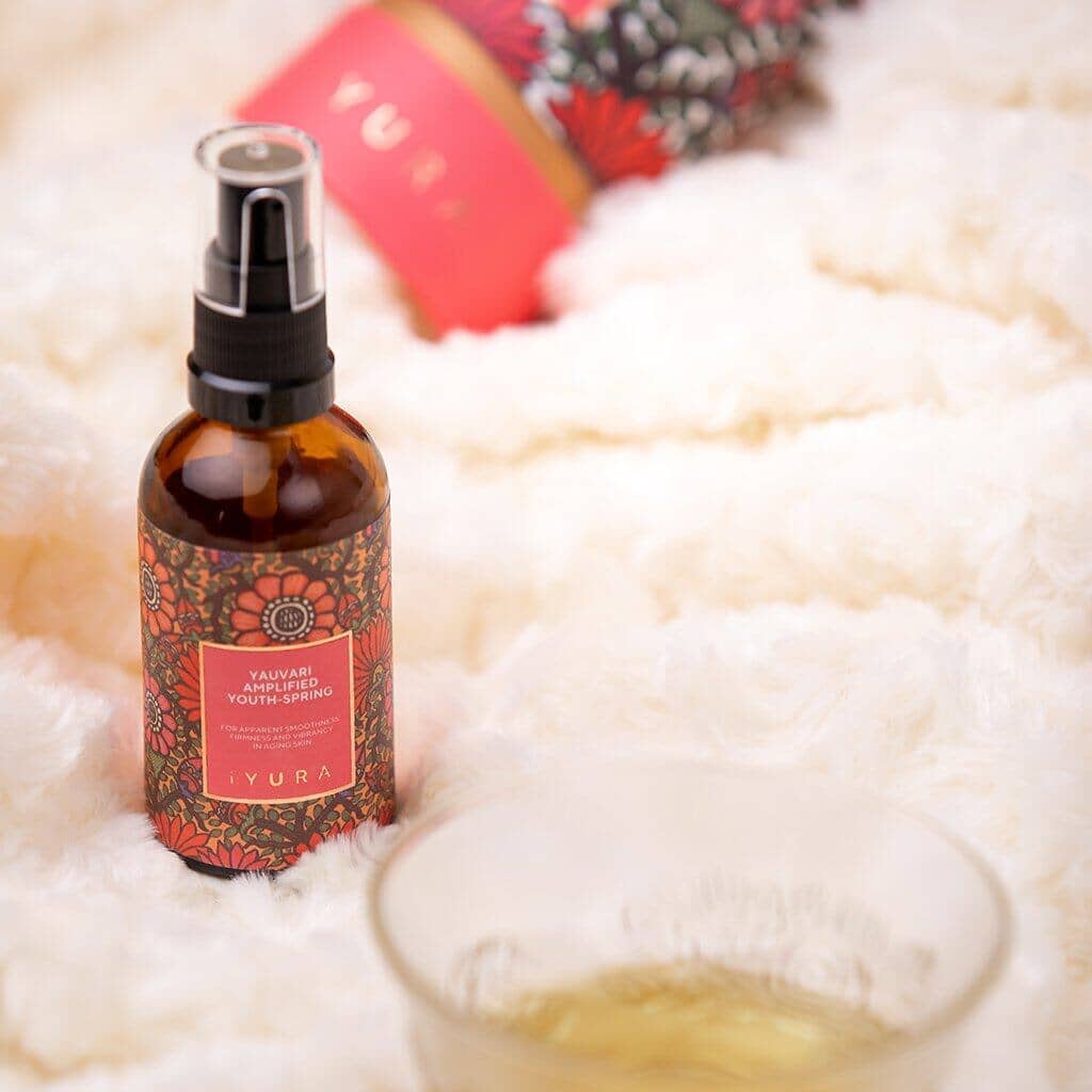 Bestsellers Bundle - Perfect Bundle for Dry, Mature, Rough and Aging Skin Beauty set iYURA