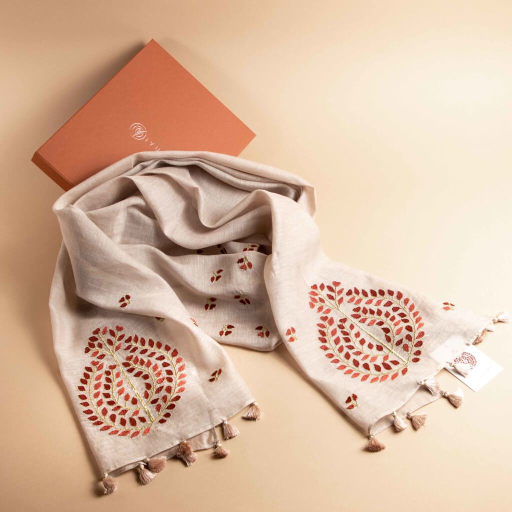 iYURA's Manjish Glow Chanderi Scarf with Zari Embroidery singleton_gift The Ayurveda Experience